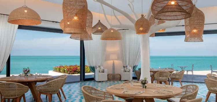 Anantara Santorini Abu Dhabi Retreat