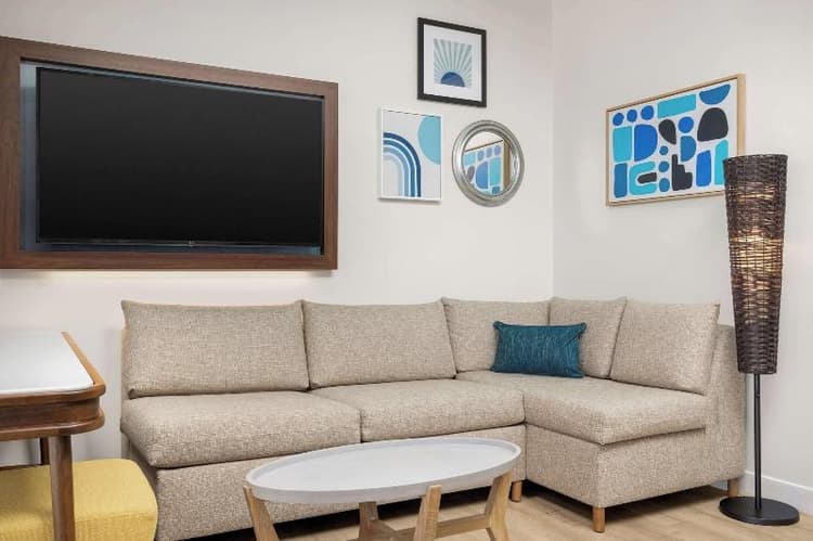 The Hiatus Clearwater Beach, Curio Collection By H