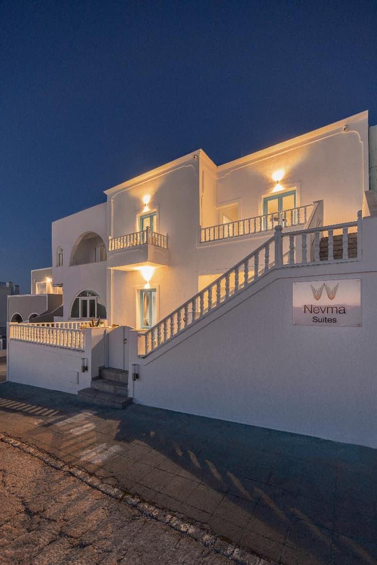 Nevma Suites