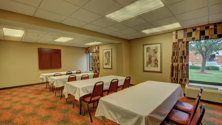 Hampton Inn & Suites By Hilton Indianapolis South