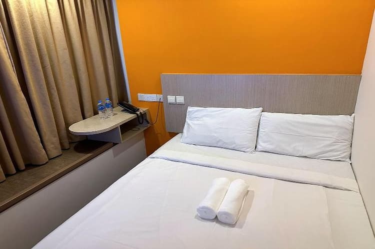 Philip Hotel At Balestier By Zuzu