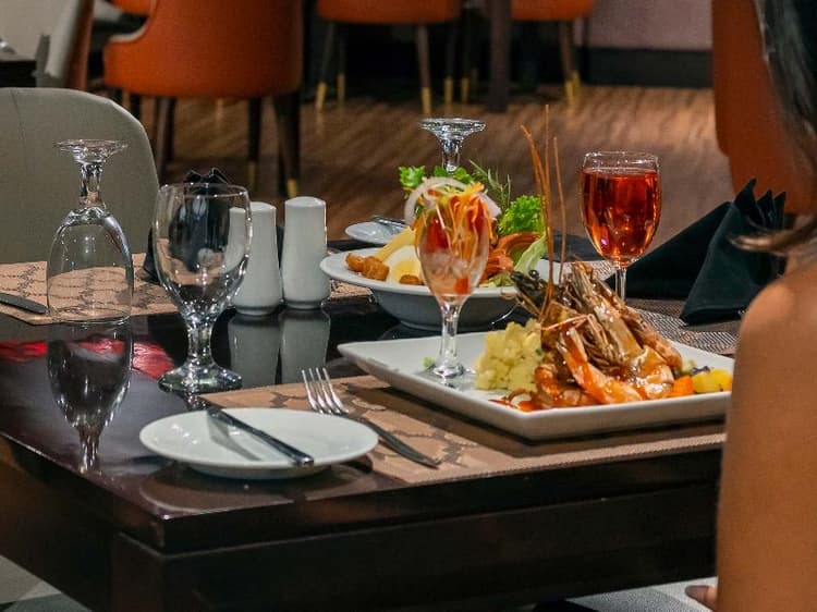 Corundum Breeze Negombo