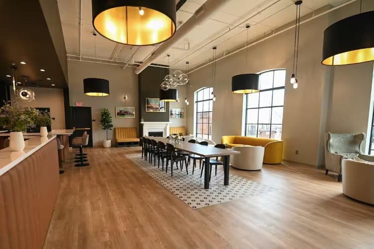 Riverbend Hotel And Suites Trademark Collection