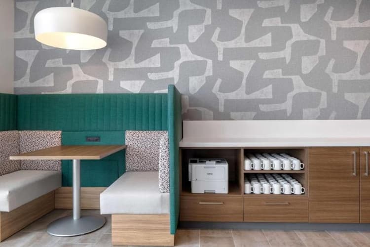 Home2 Suites By Hilton Sheboygan