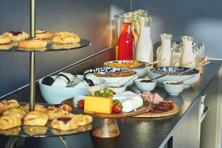 Plumwood Boutique Hotel