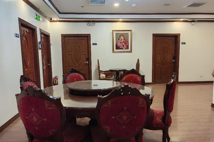 Ferrymar Hotel