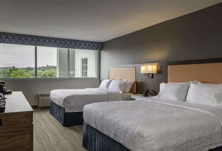 Hampton Inn Manchester Downtown