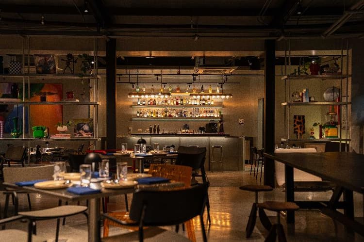 The Standardx, Bangkok Phra Arthit