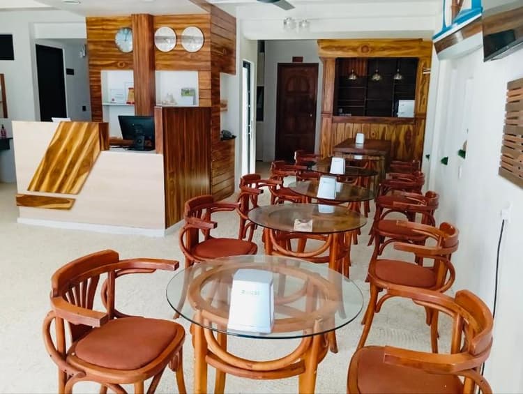 The Turtle Hive Maldives Velaavani Dhiffushi