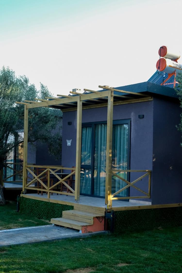 Gargaron Beach Hotel