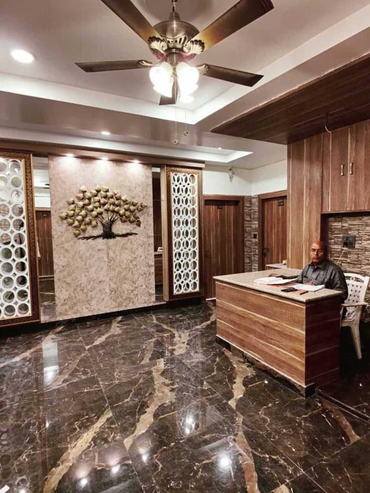 Hotel Royal Vrindavan