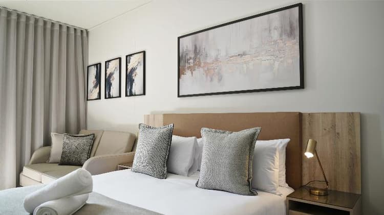 One Rosebank Executive Apartment Hotel