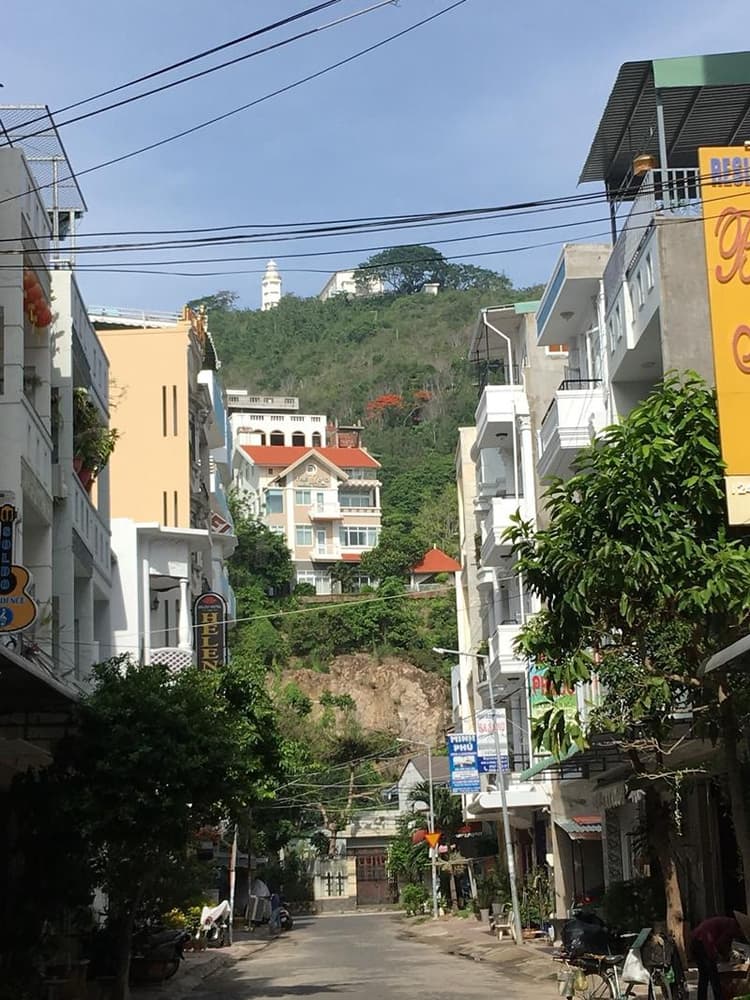 Nhat Thu Hotel & Apartment By Zuzu