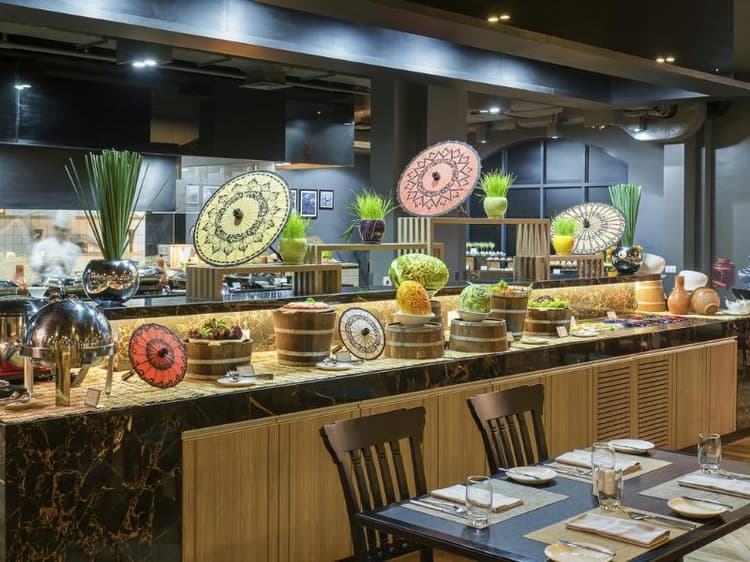 Mercure Yangon Kaba Aye