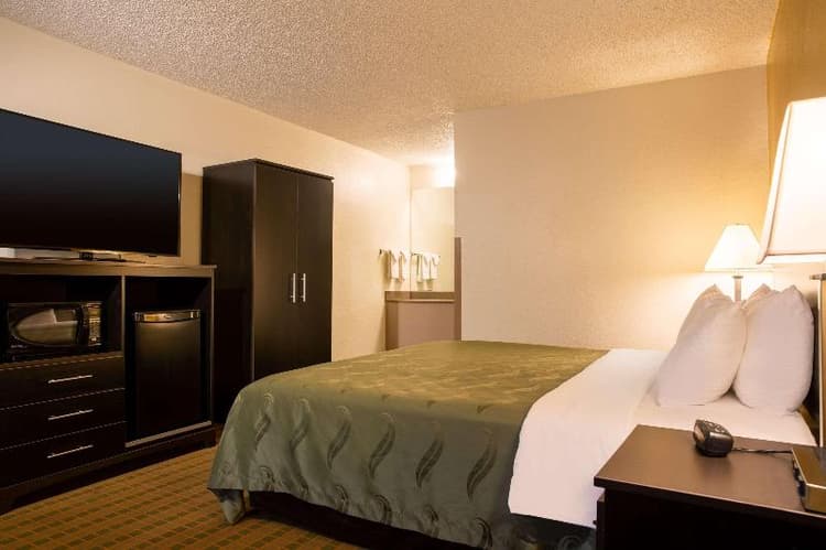 Quality Inn at Arlington Highlands