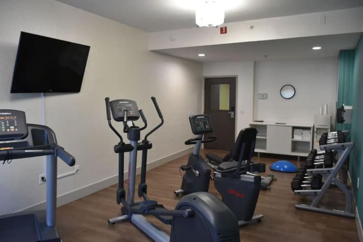 Holiday Inn Express Stone Mountain