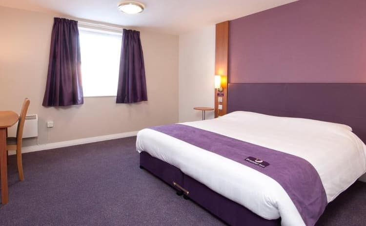 Premier Inn MAN Airport (M56/J6) Runger Lane North