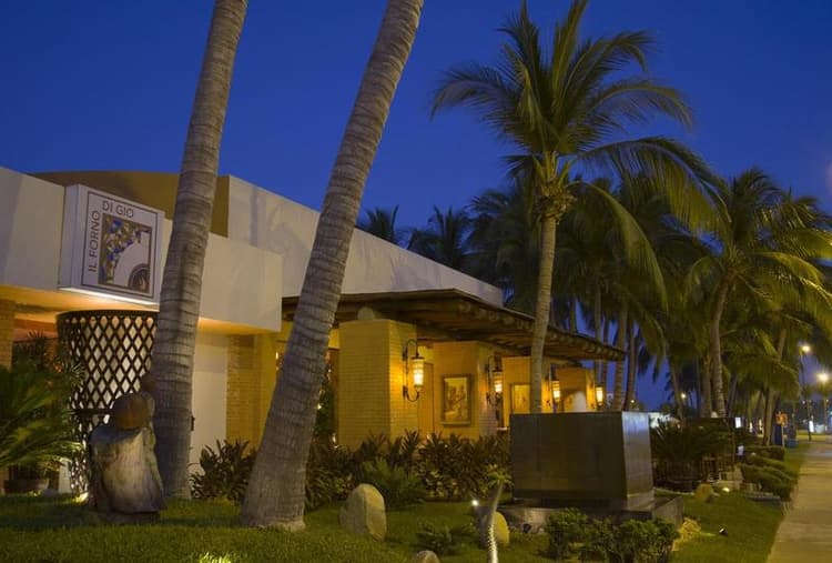 Ocean Breeze Hotels Acapulco