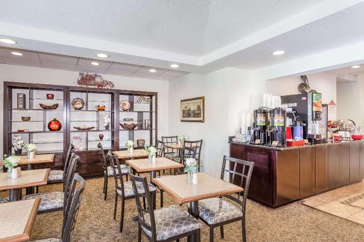 Hawthorn Suites By Wyndham Panama City Beach Fl