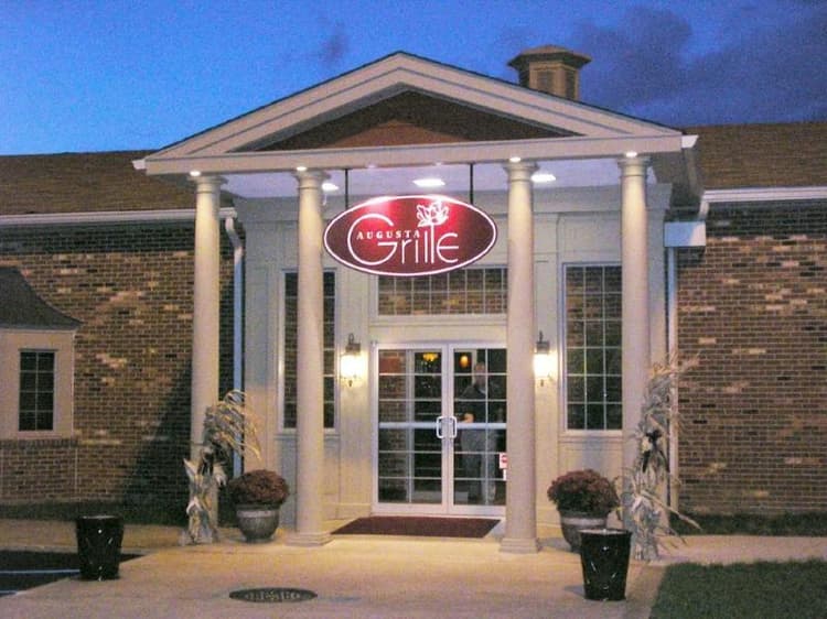 Red Roof Inn & Suites Wilmington - New Castle