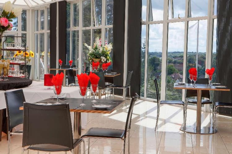 Diplomat Hotel Restaurant and Spa