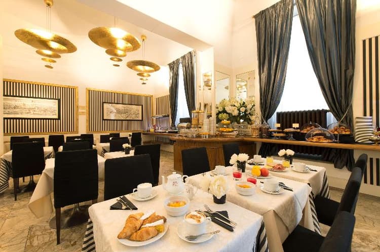 De La Pace, Sure Hotel Collection by Best Western