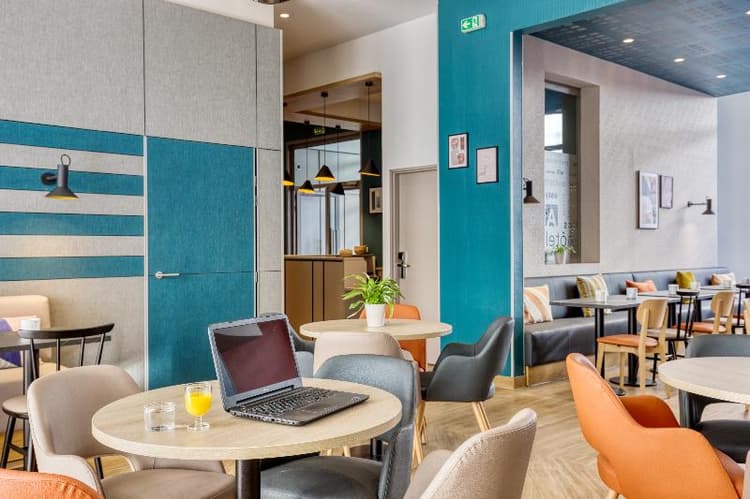 Appart'City Confort Paris Clichy Mairie