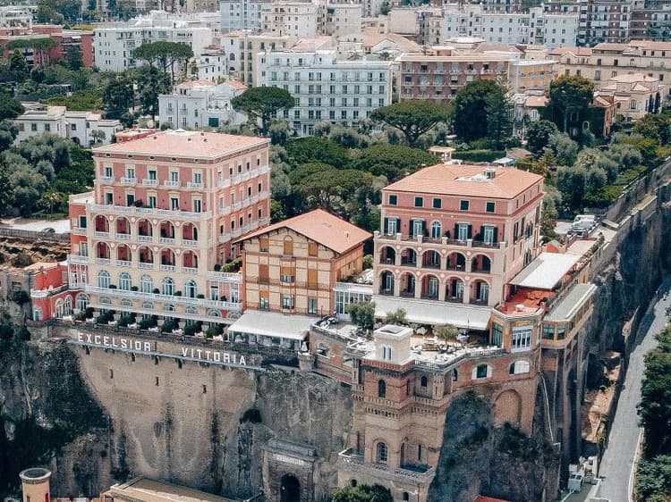 Grand Hotel Excelsior Vittoria Spa