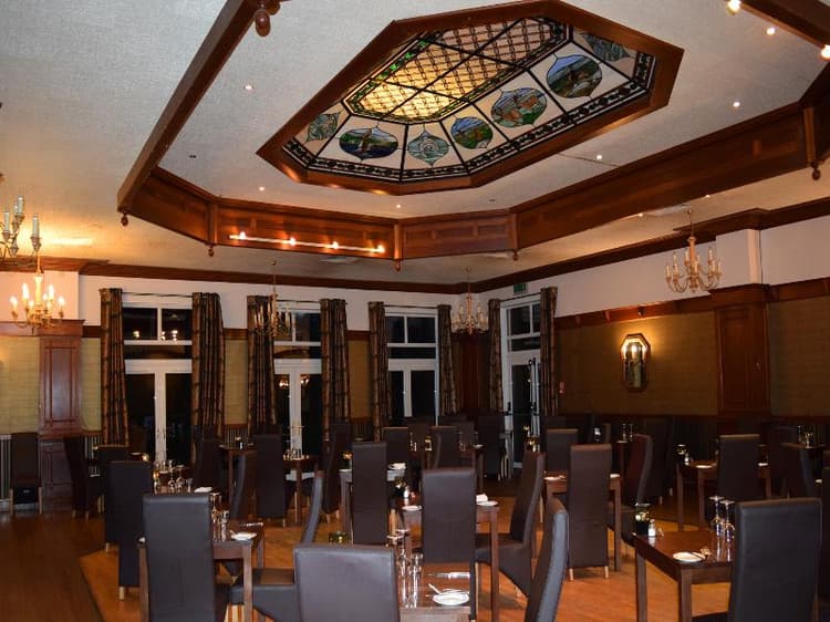 Moness House Hotel and Resort Cottages