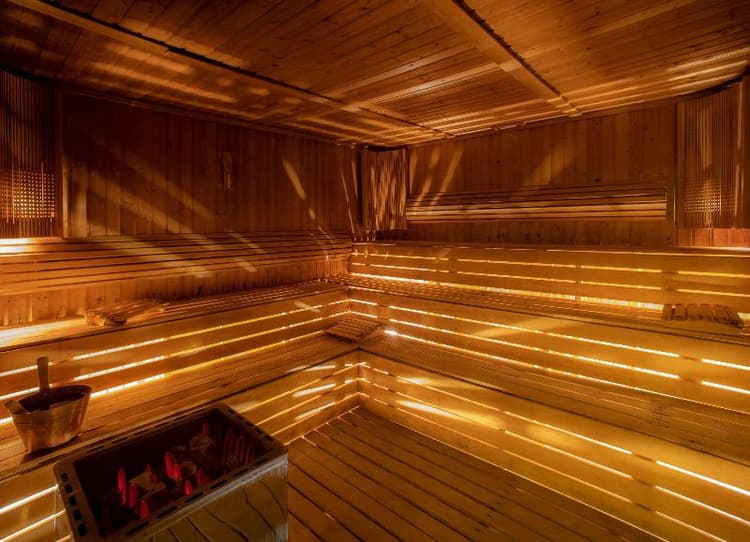 Doubletree By Hilton Istanbul Moda