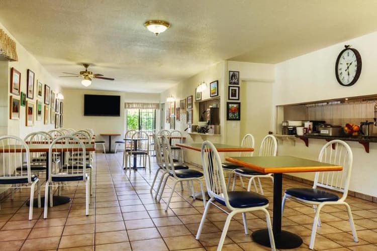 Sands Inn And Suites