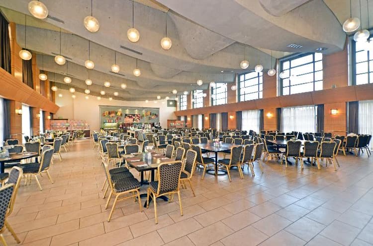 Ruth Daniel Residence