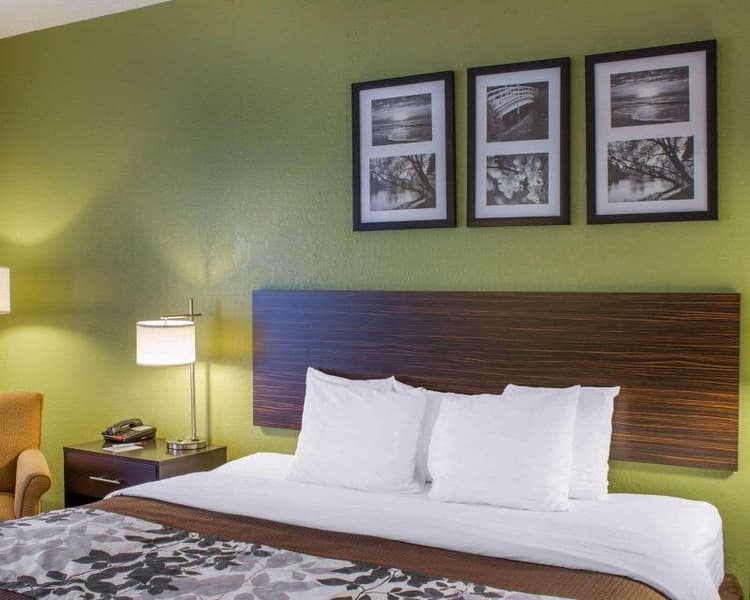 Sleep Inn & Suites Jacksonville Near Camp Lejeune