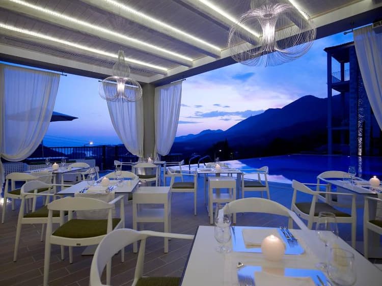 Salvator Villas & Spa