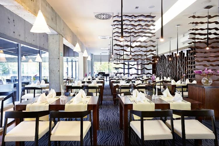 Royal Tulip Sand Zdrojowa