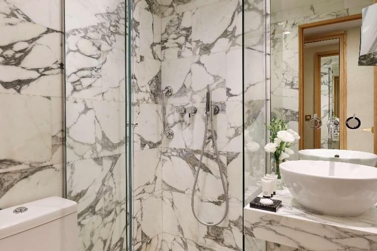 Le Belgrand Hotel Paris Champs Elysees, Tapestry