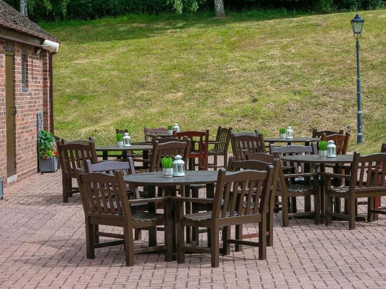 Stratford Manor Hotel