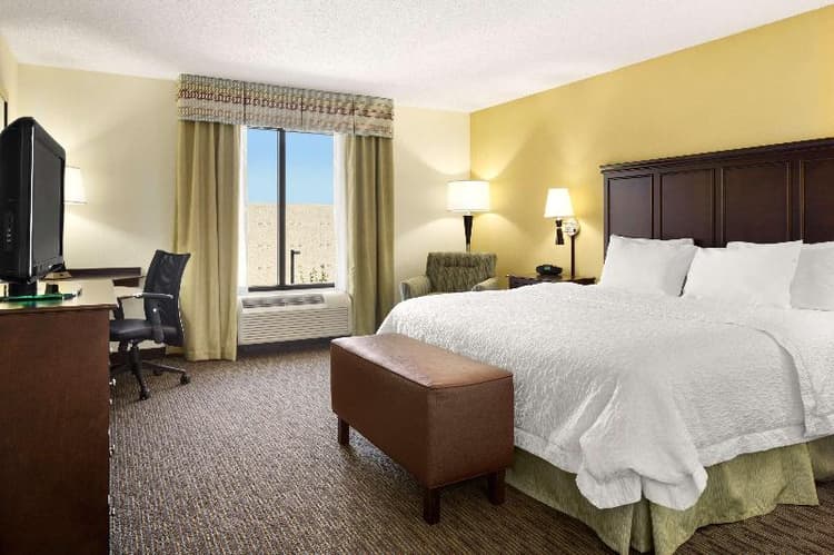 Hampton Inn & Suites Birmingham/280 East-Eagle Poi