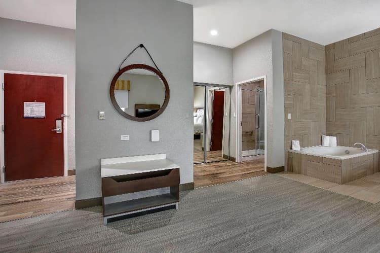 Hampton Inn & Suites Dallas DeSoto