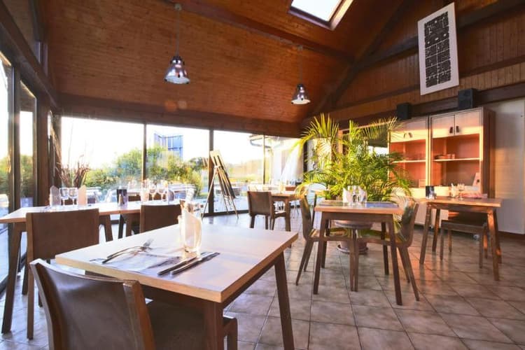 Kyriad Geneve St Genis Pouilly