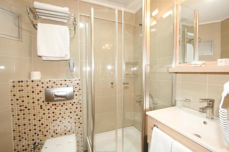 Senabil Hotel Old City