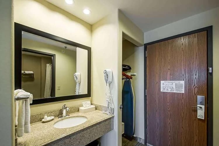 Days Inn by Wyndham Baton Rouge/I-10