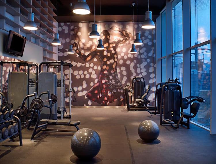 W London Leicester Square