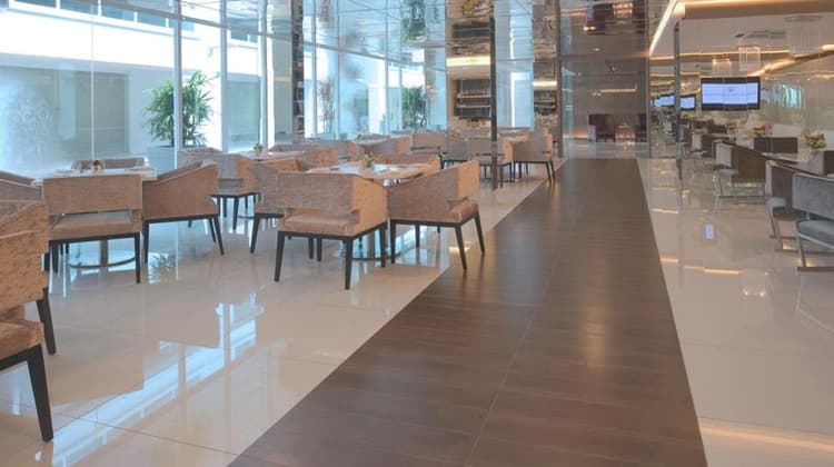 Damas Suites & Residences