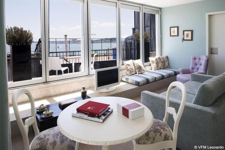 Lx Boutique Hotel