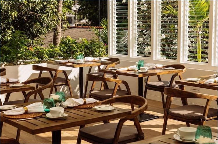 Taru Villas - Lake Lodge