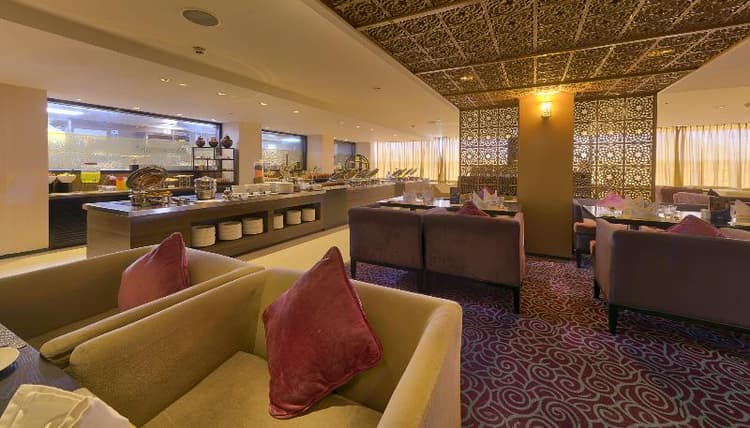 Davanam Sarovar Portico