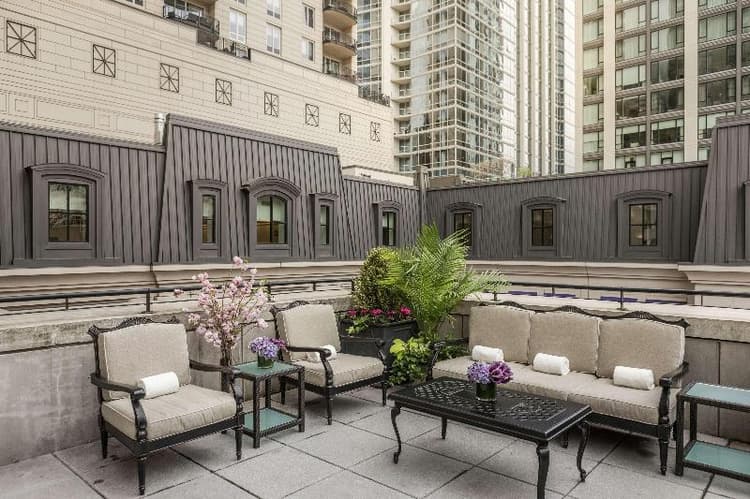 Waldorf Astoria Chicago