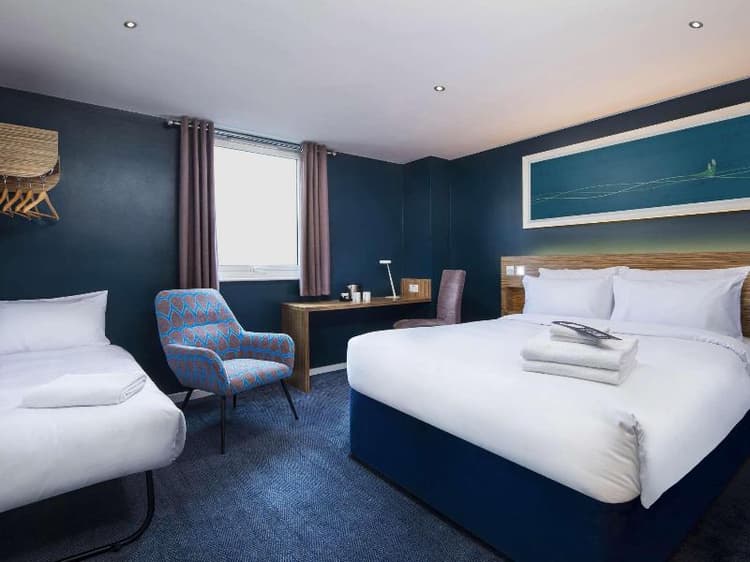 Travelodge Edinburgh Central Queen Street