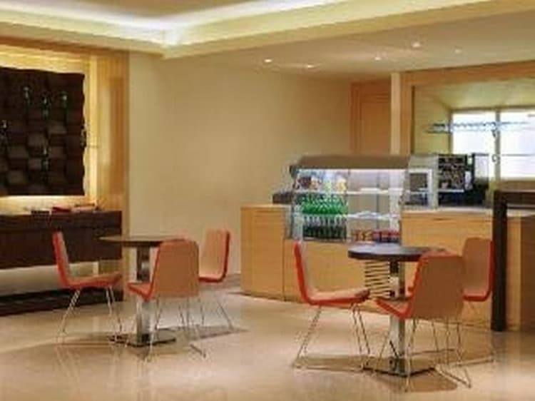 Ibis Riyadh Olaya Street